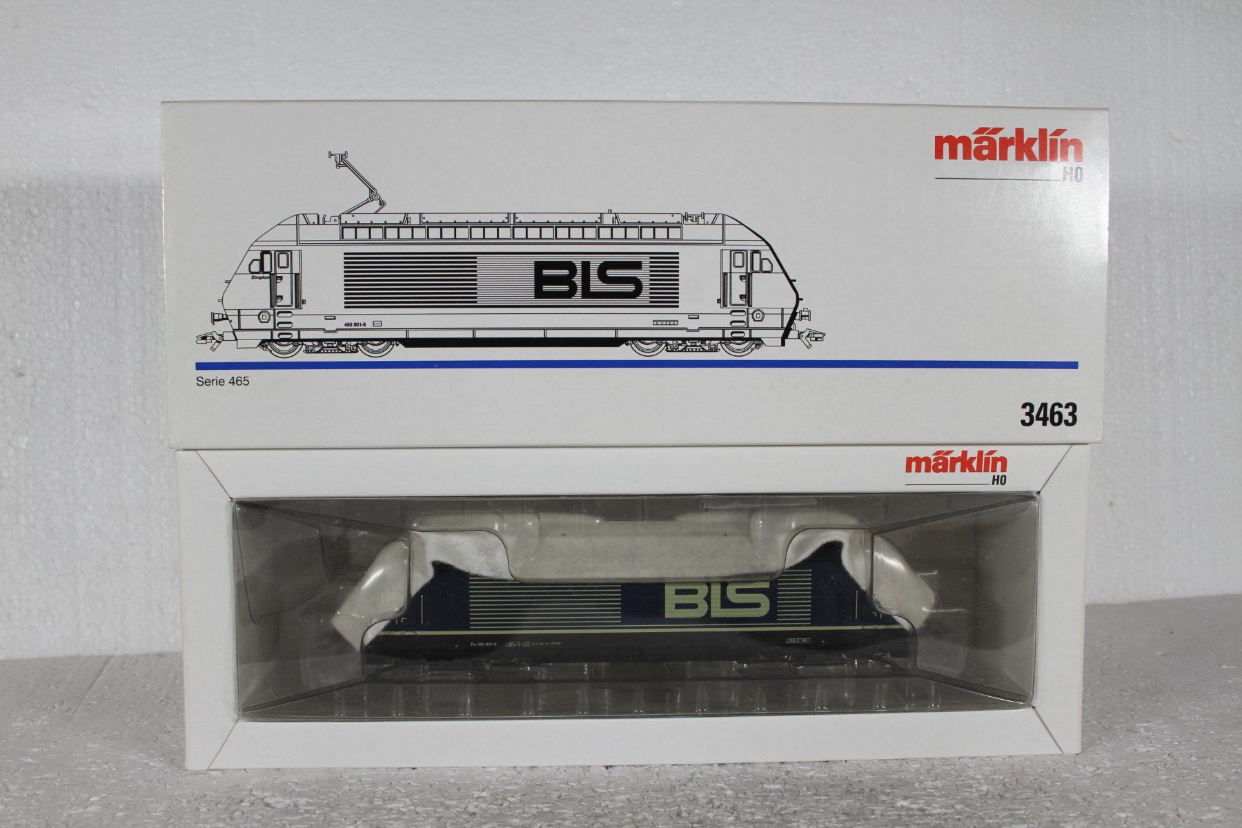 Märklin Modellini di ferrovie: Märklin 3463 BLS Re 465 analog – Usato da Triesen venduto da gleis8 9