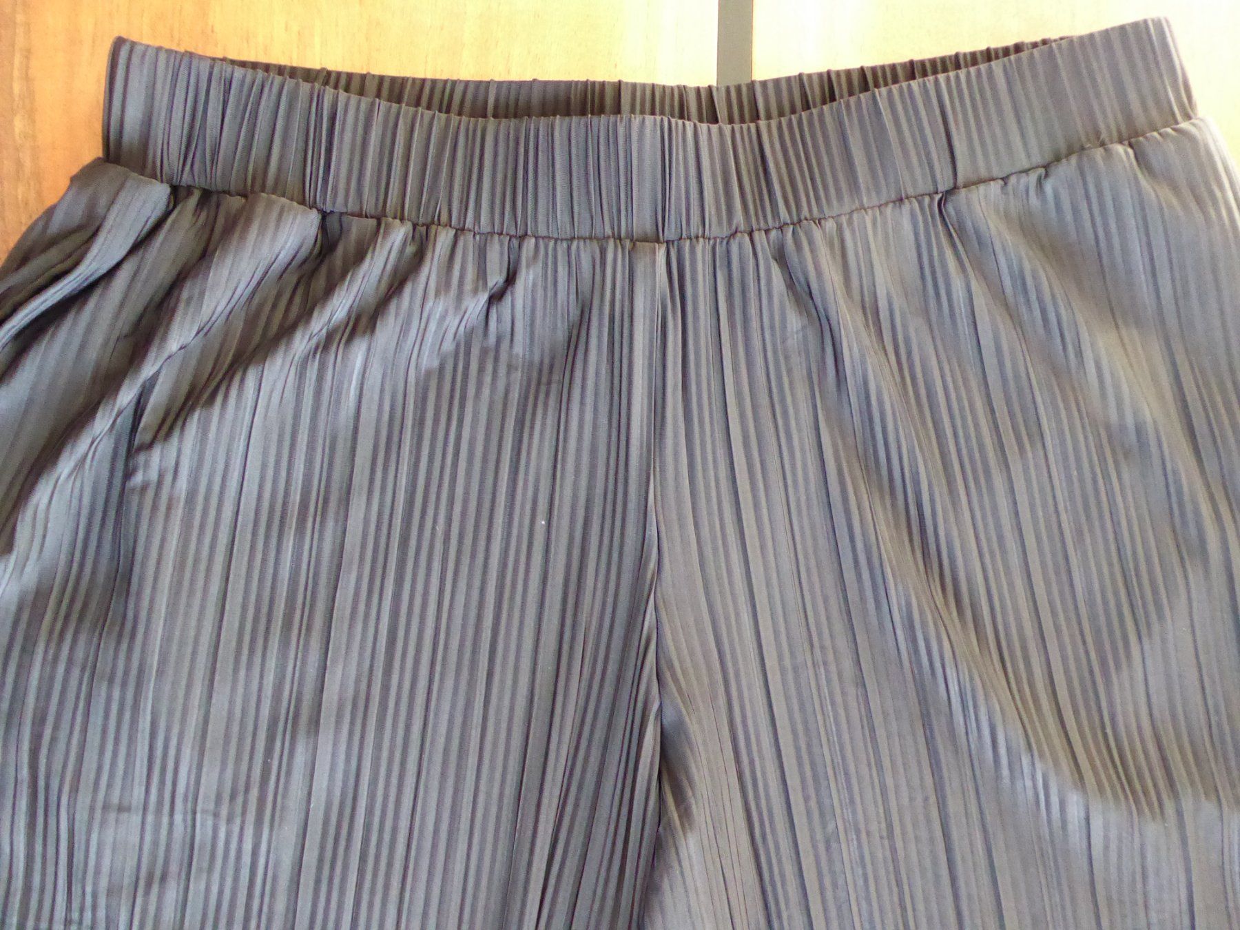 Pantaloni: Hose CARTOON schwarz Grösse 36 – Nuovo (secondo la descrizione) da Entlebuch venduto da roma6370 1