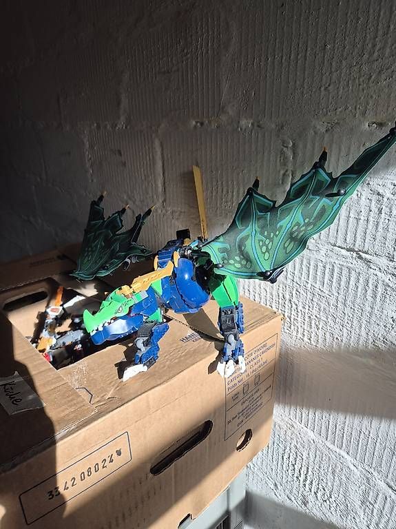 Lego Kit di costruzioni: LEGO Lloyds legendärer Drache – Usato da Winterthur venduto da Neuesim