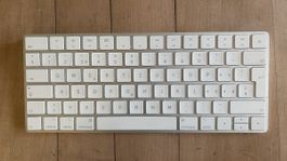 Apple Magic  Keyboard A1644 – Bluetooth – CH Layout