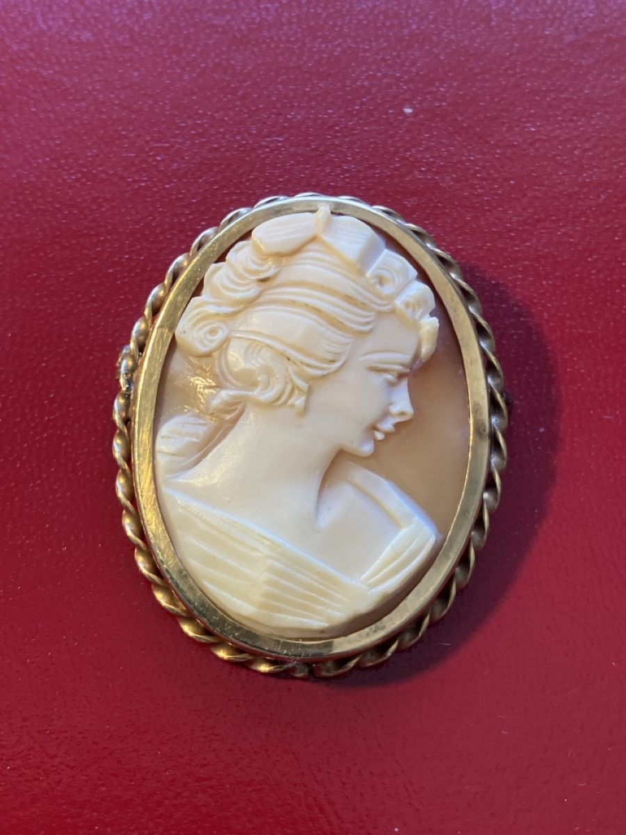 Spille & Fermagli: Kamee Brosche  Damenportrait antiker Schmuck – Usato da Muralto venduto da jac_hkz5