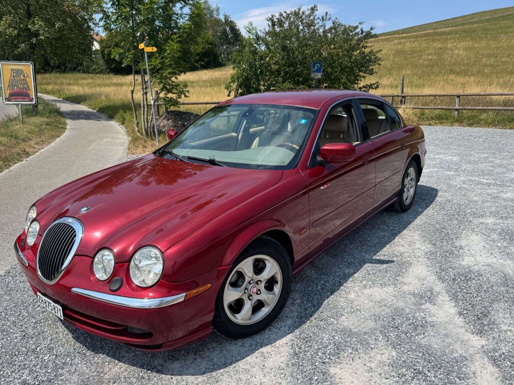 Jaguar Automobili: Jaguar S-Type 4.0 V8 – Usato da Küsnacht ZH venduto da Reaktorz