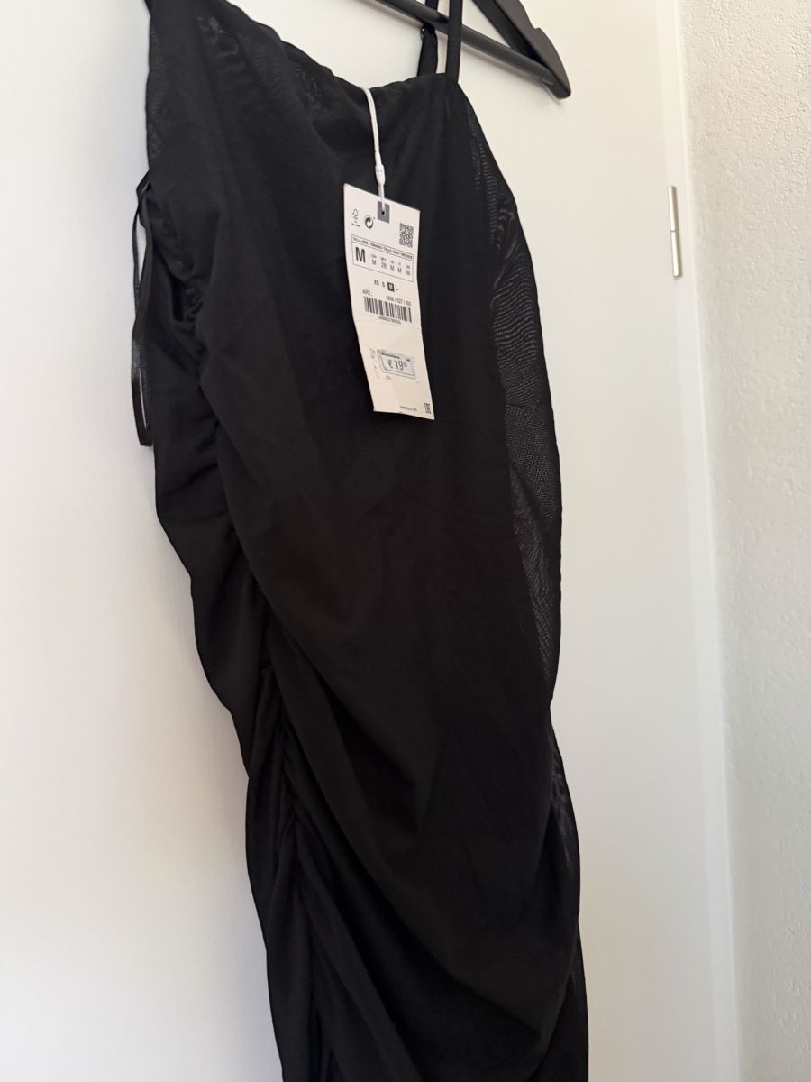 Zara Robes: Zara Kleid m – Neuf (Voir description) à Thierachern par User_amsa