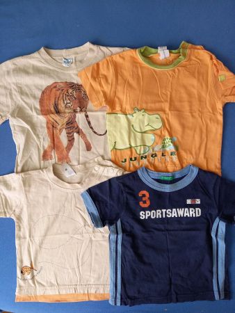 Set 4 T-Shirts ca. Gr. 74/80