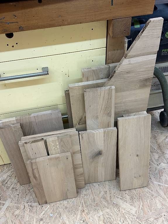 Holzartikel: Eiche Leimholz – Gebraucht aus gurzelen von ster402 1