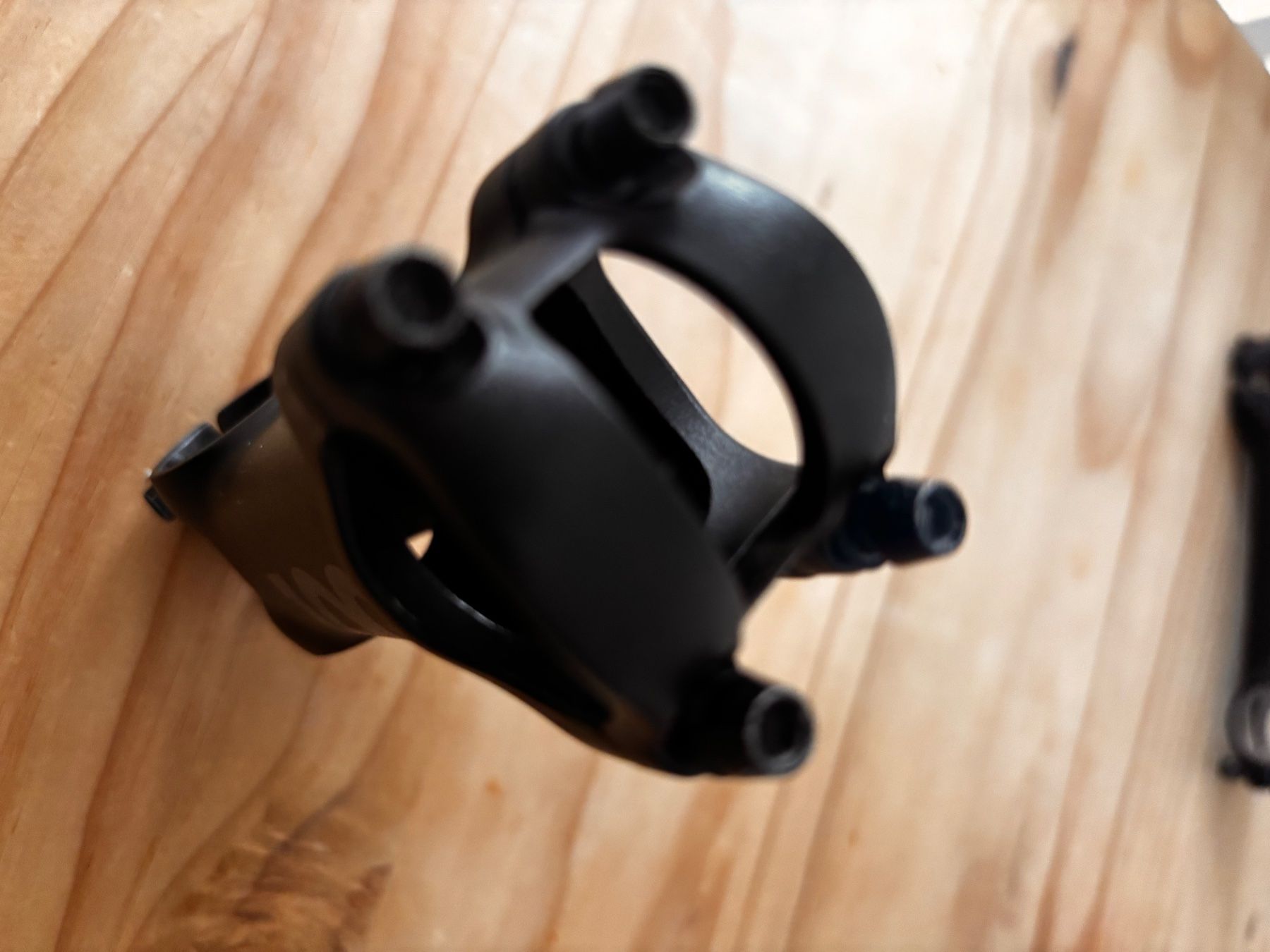 Pièces détachées: Potence de vélo – D'occasion à Romainmôtier par val_r8sn 4