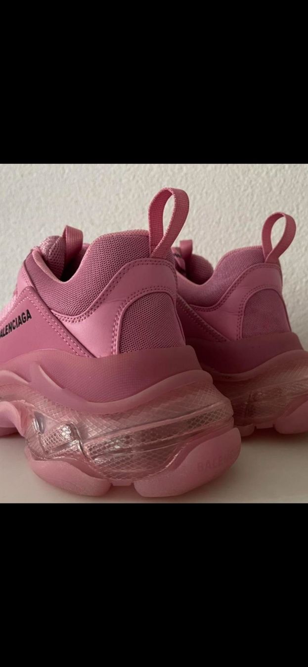 Balenciaga Scarpe da donna: Balenciaga Triple S Sneaker Pink – Usato da Bülach venduto da Jessi1510 3