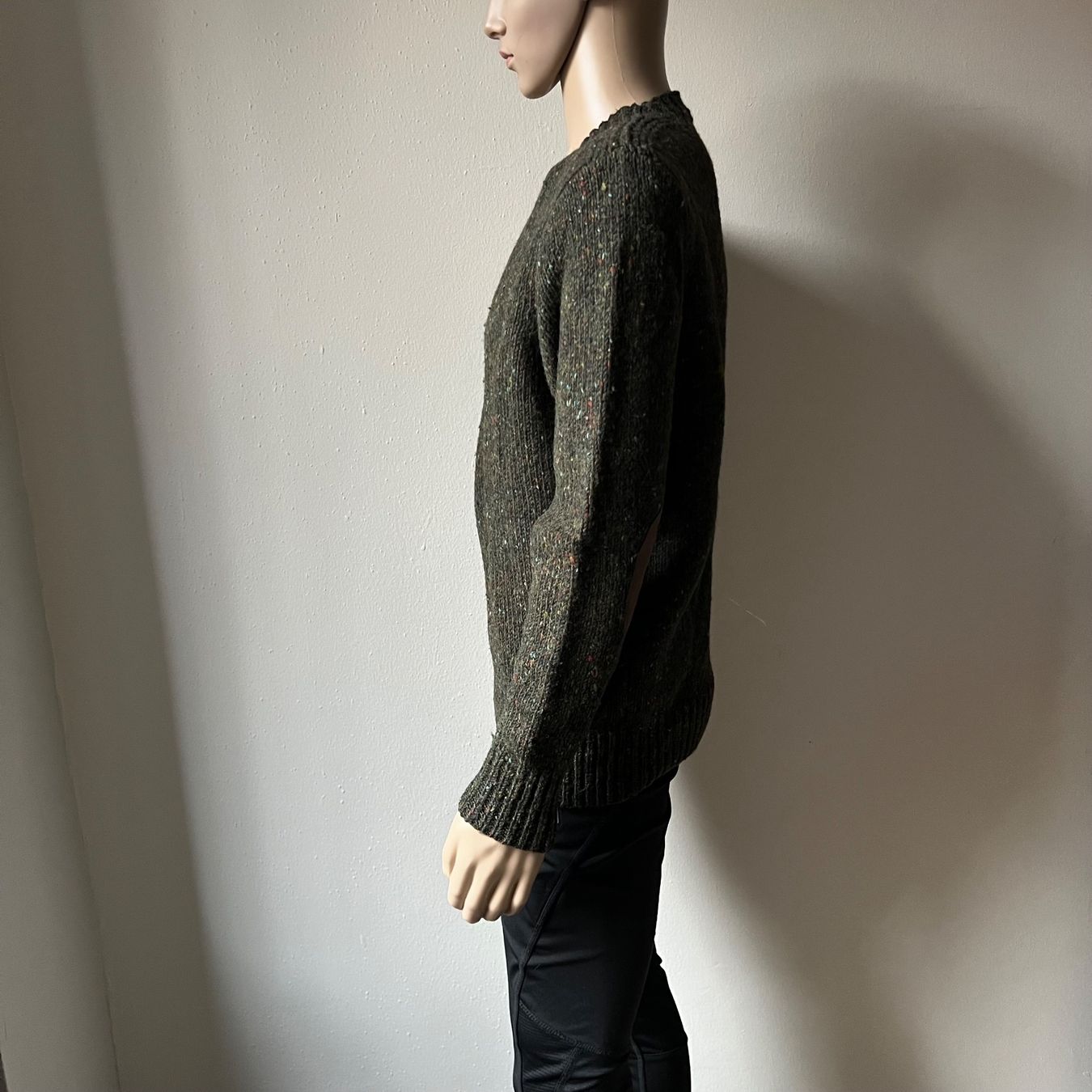 Pulls & Sweat-shirts: WALLACE & BARNES Pullover Wolle mit Ellbogen Patches 💚 – D'occasion à Zürich par ClosetQueen 4