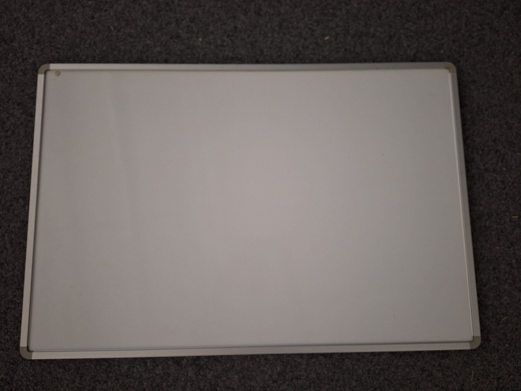 Lavagne: Whiteboard – Usato da Frauenfeld venduto da Verein_Murghof