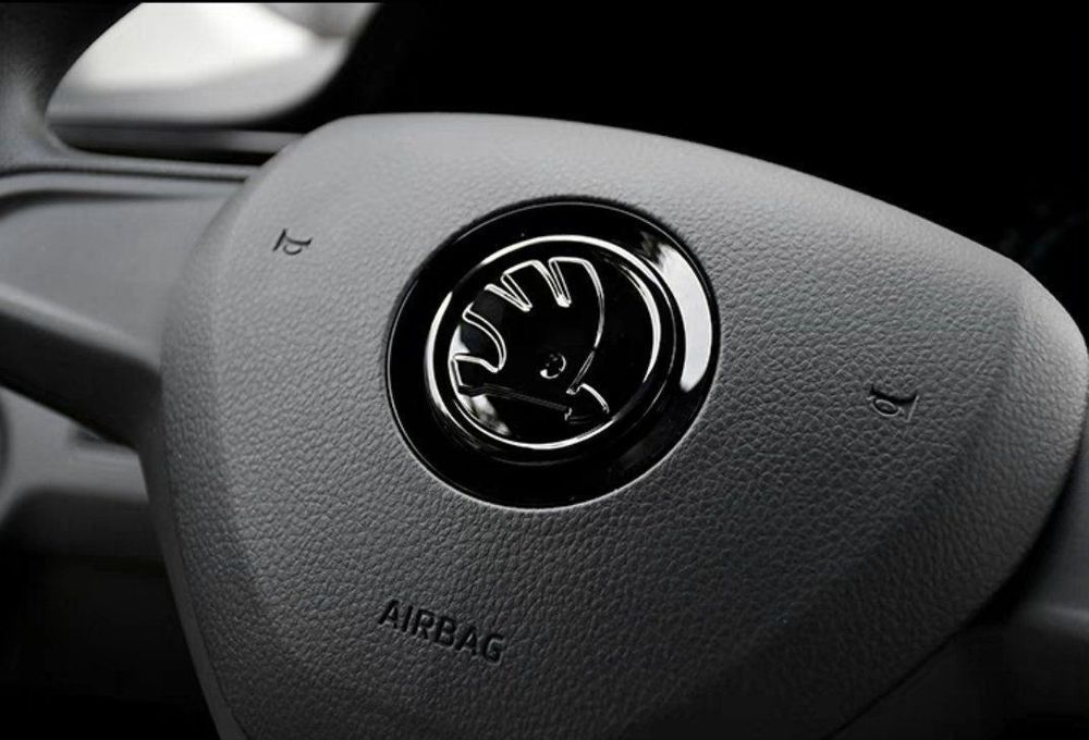 Skoda Lenkrad Emblem "Schwarz " Kaufen auf Ricardo