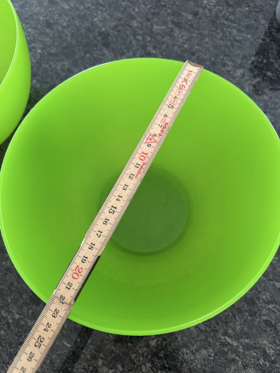 Ciotole: 2 grüne Salatschüsseln – Usato da Frutigen venduto da _.Anja.B._ 1