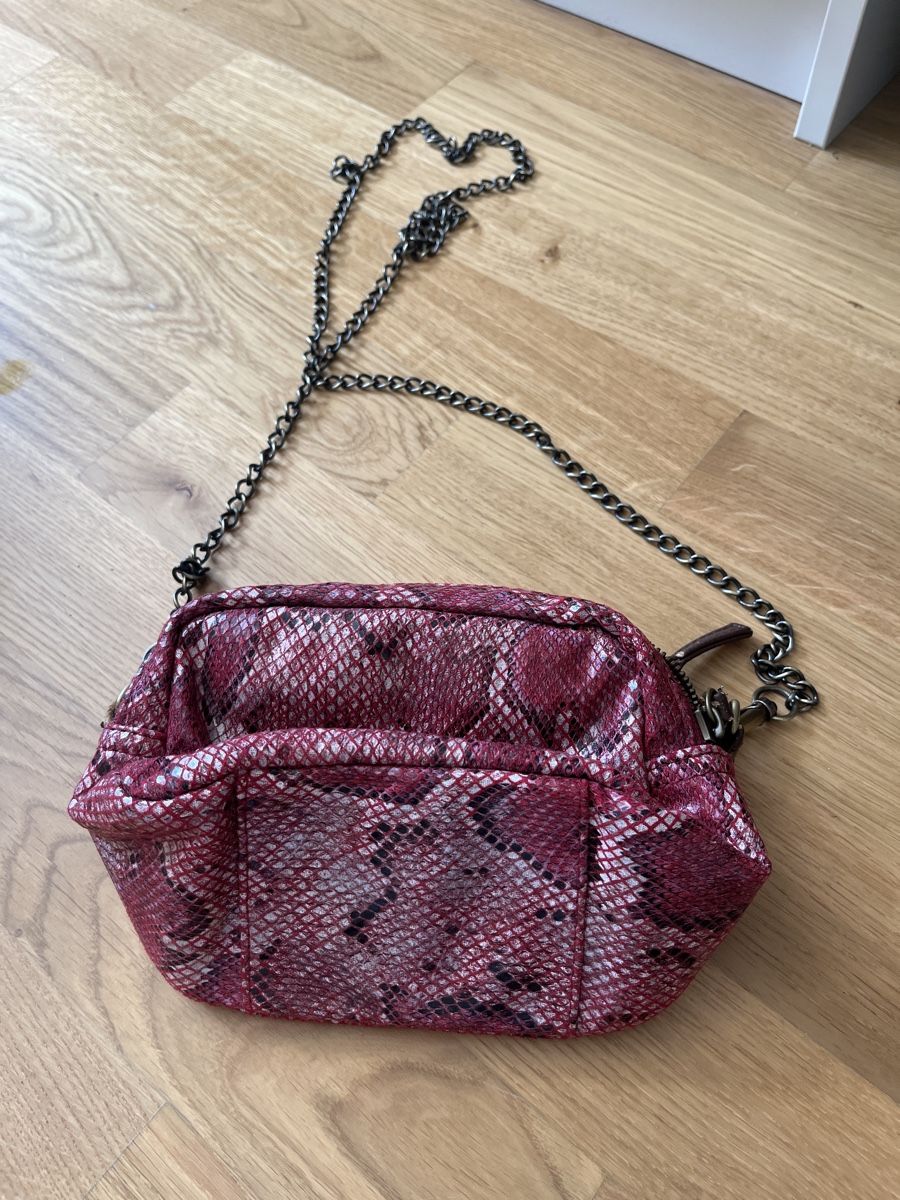 Borse da donna: Sac rose AVANT PREMIÈRE – Usato da Le Locle venduto da Mayd_h 1