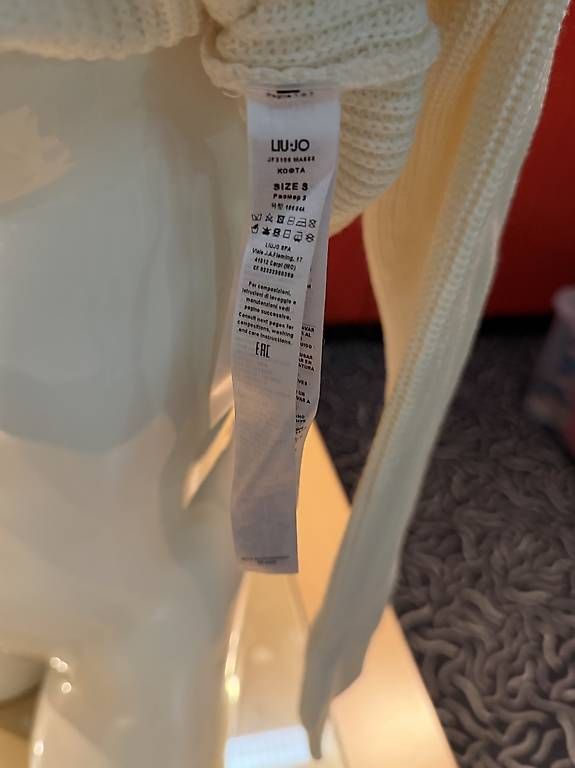 Maglioni & Felpe: Weicher Stehkragenpullover in Creme Liu Jo – Usato da Steinhausen venduto da deikoon 3