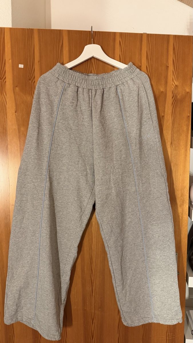 Teveo Pantaloni: teveo jogger – Usato da Brüttisellen venduto da nad_g5wx