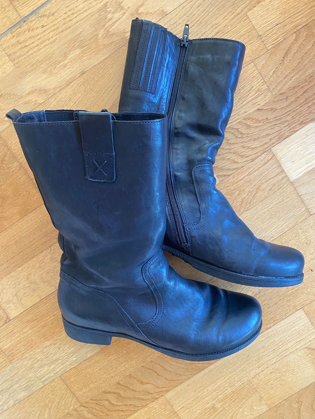 Think Damenschuhe: Winterstiefel – Gebraucht aus Meiringen von Dulcinea03