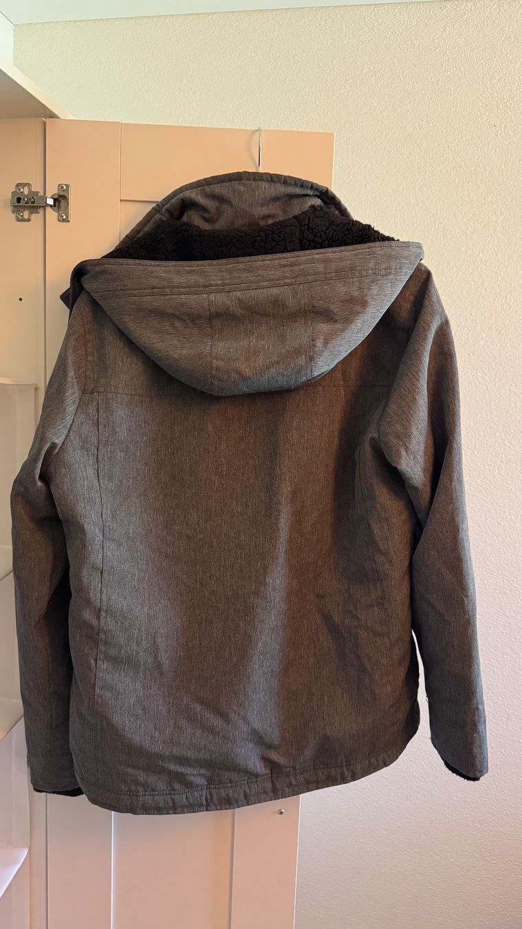 Hollister Vestes: Herren-Winterjacke – D'occasion à Rothenthurm par Lynn_DM 3