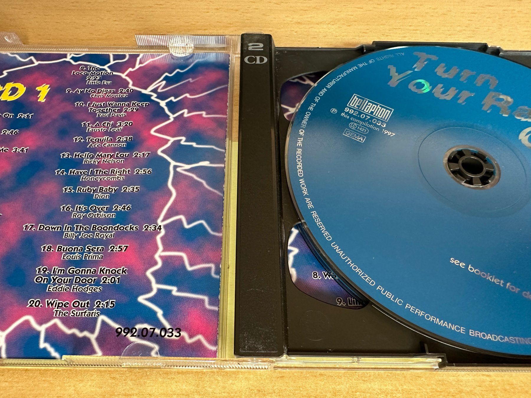 CD: Various – Turn Your Radio On - 2 CD – Usato da Rikon im Tösstal venduto da Alpenmutz 2