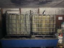 2x 1000l Ölfass mit Auffangwanne standort 5430 Wettingen