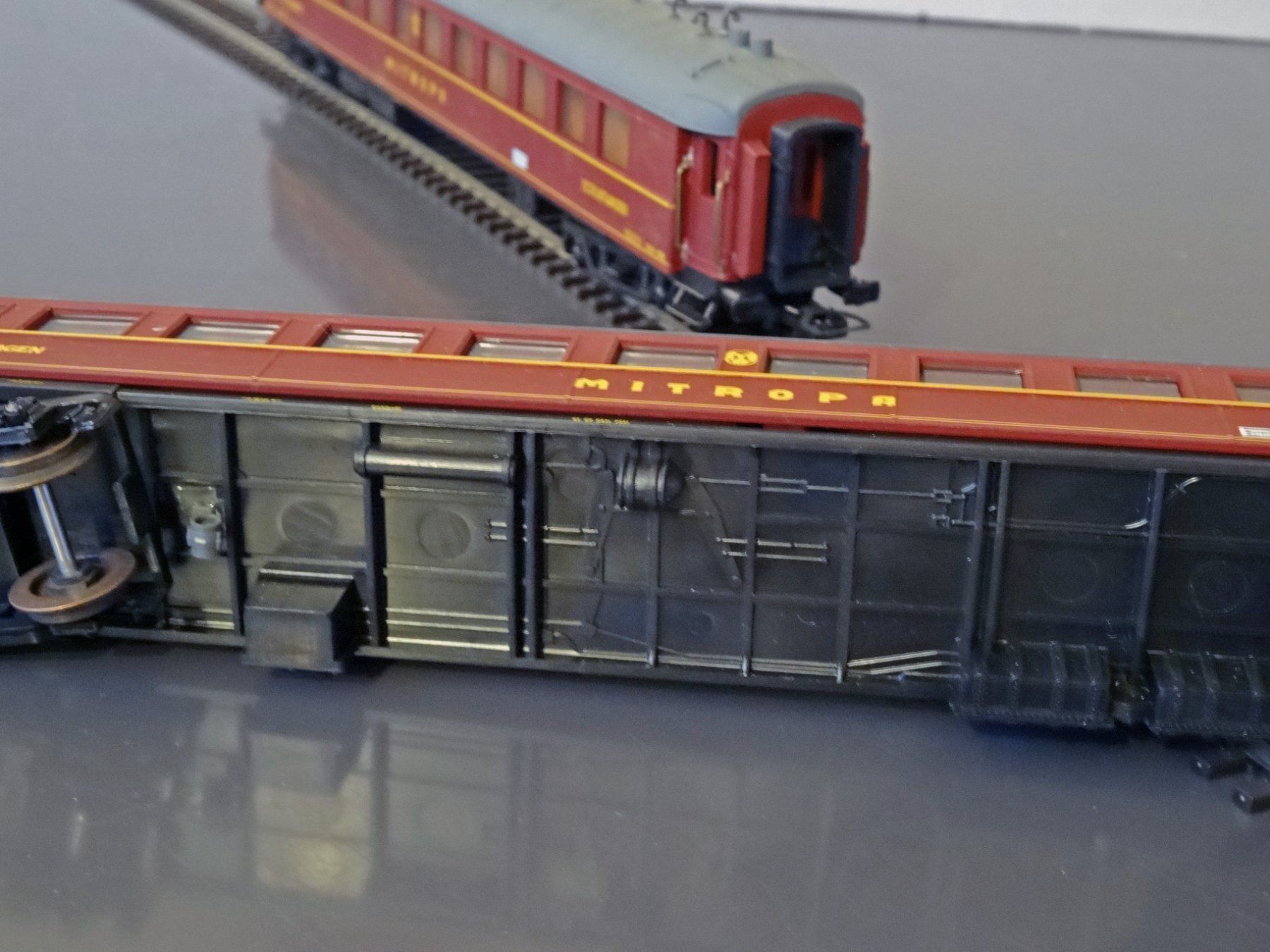 Mitropa Modelleisenbahnen: Sehr schöner Mitropa Wagen H0 – Gebraucht aus Zürich von chris1960 2