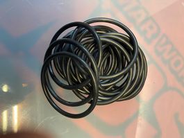 23 x ERIKS O-ringe NBR 70 36624 64x5mm