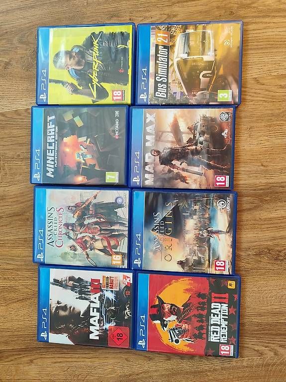 Console: Playstation 4 mit Spiele  – Usato da Kriens venduto da mic_k959 1