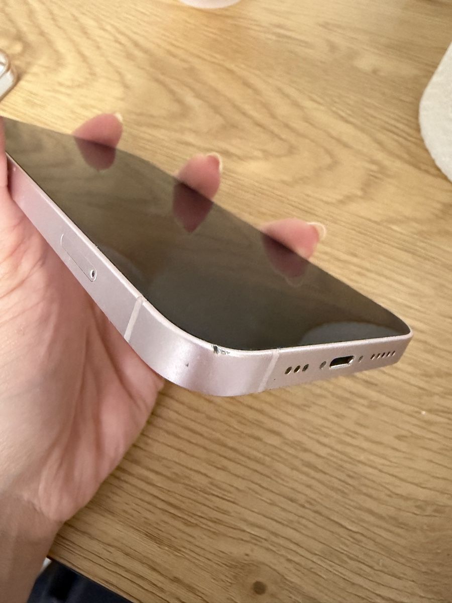 Apple Handys / Smartphones: iPhone 13 128 gb – Gebraucht aus Hauterive NE von sar_plb9 2