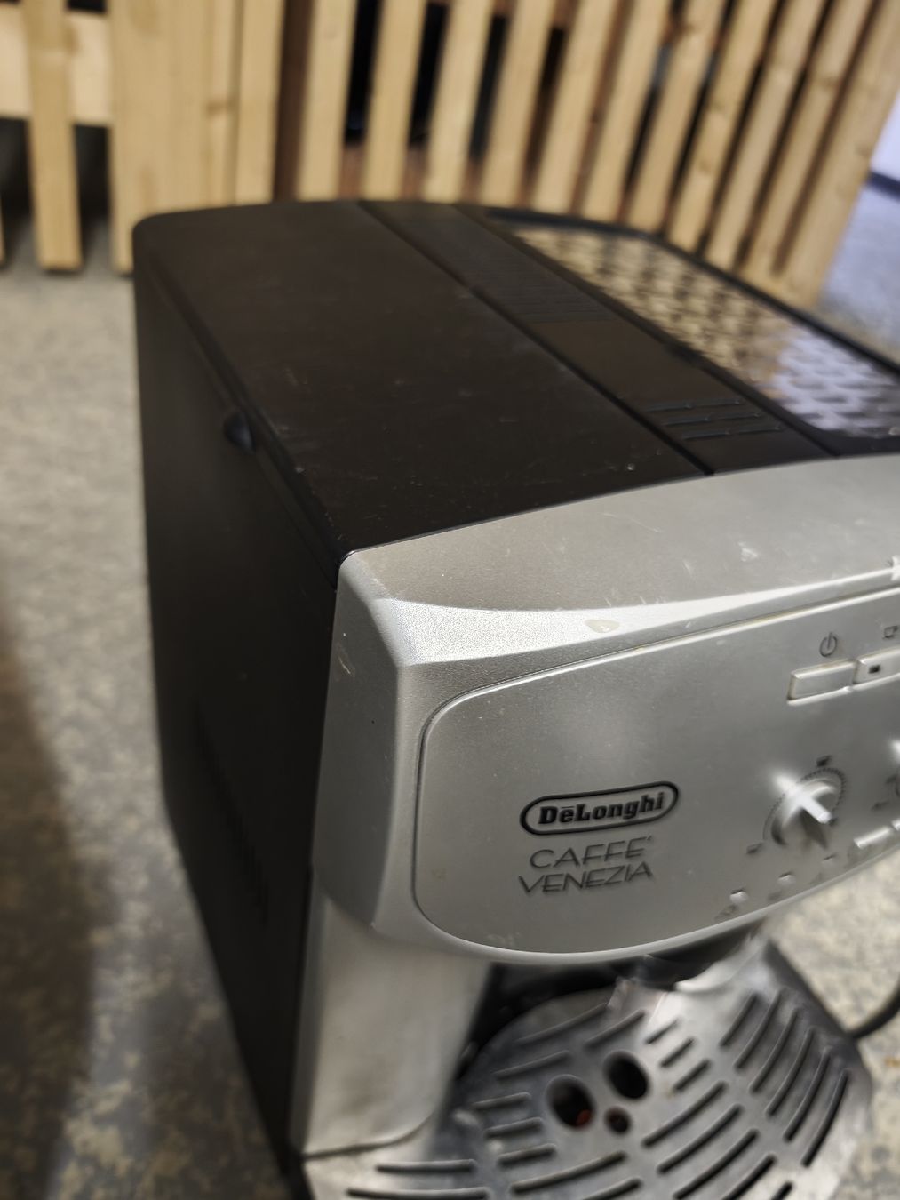 De'Longhi Macchine per caffè & Macchine per espresso: Delonghi Caffe Venezia – Usato da Sarnen venduto da Laut_musik 1