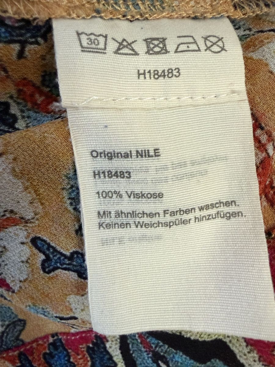 Nile Blusen: Nile Bluse L – Gebraucht aus Safenwil von Empez 4
