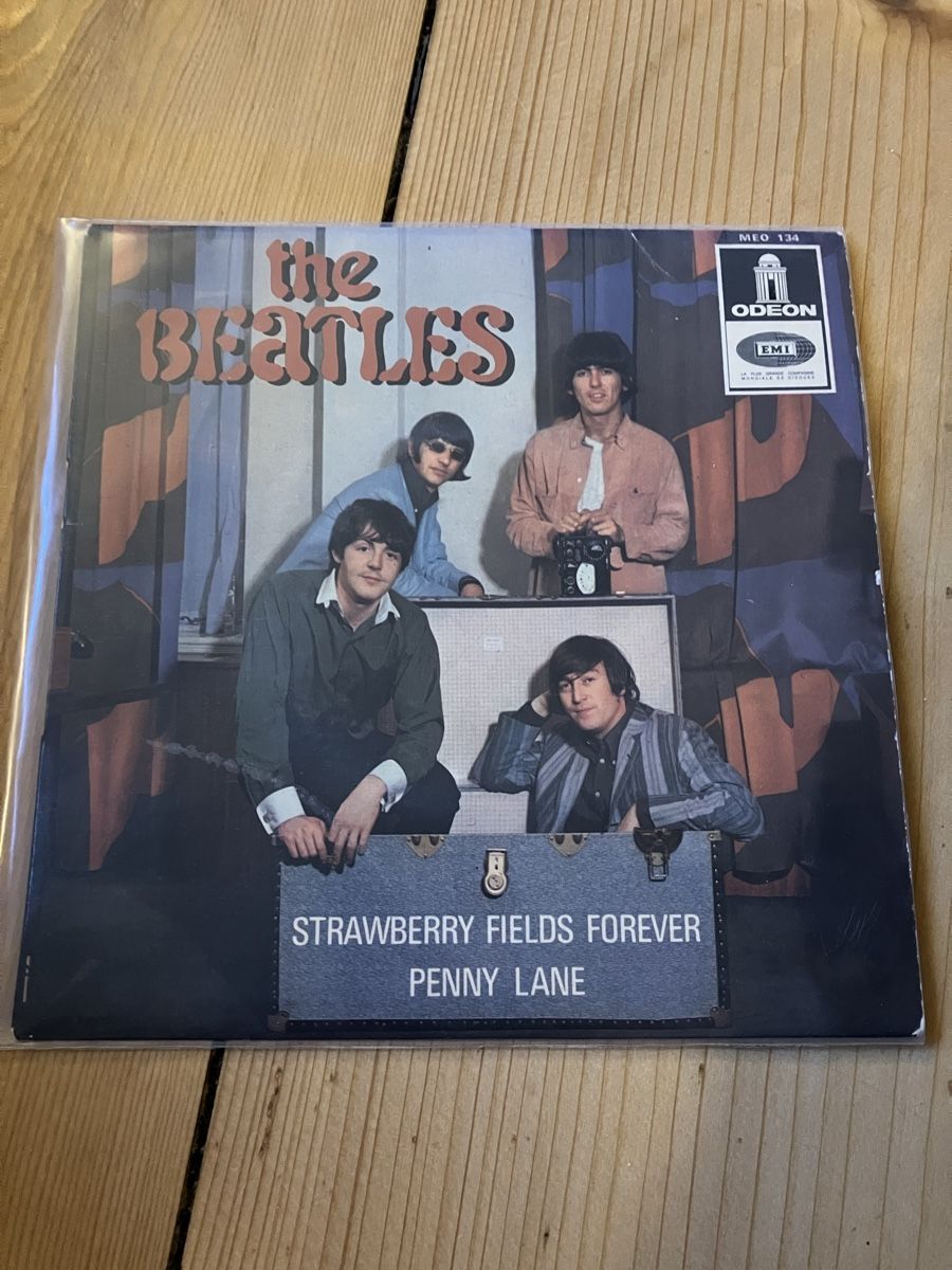 Dischi in vinile: The Beatles - Strawberry Fields Forever - Schallplatte! – Usato da Bern venduto da lukasliechti