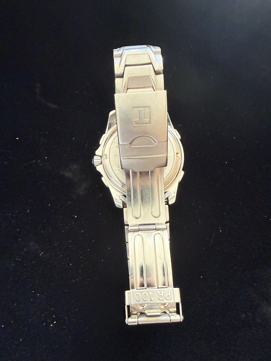 Tissot Orologi: Montre Tissot à quartz  – Difettoso da Yverdon-les-Bains venduto da sge_9vfy 2