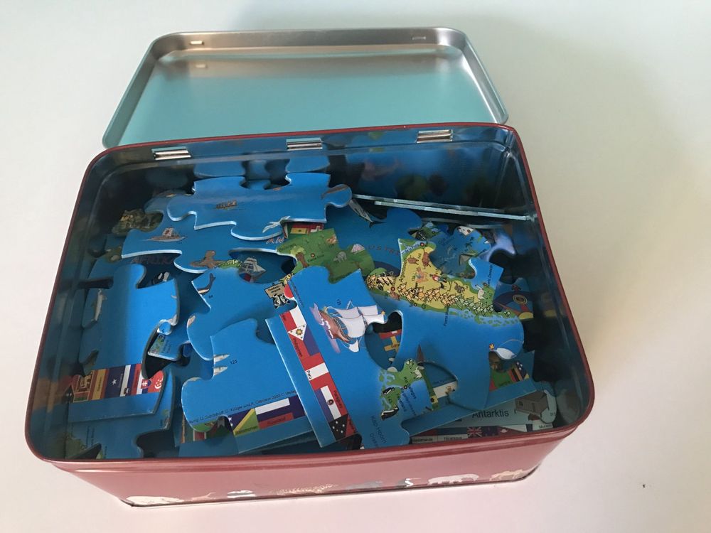 Puzzle: Puzzle Illustrierte Weltkarte – Usato da Therwil venduto da Buchfinken 9