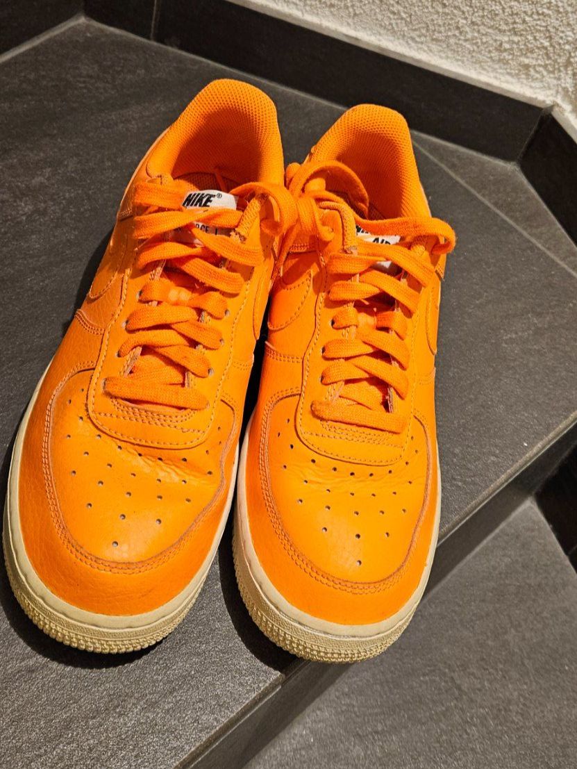 Nike Scarpe da uomo: Tolle Nike Air Force 1 Gr. 40 – Usato da Balgach venduto da silvia2030 5
