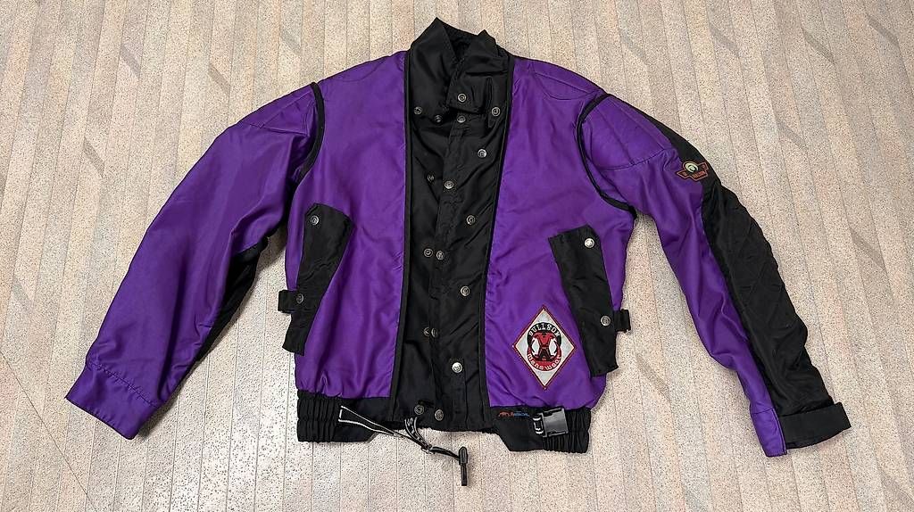 Giacche: Damen Motorradjacke Töffjacke – Usato da Mosnang venduto da mostelma