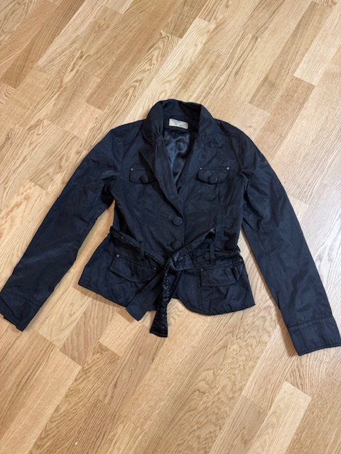 Giacche: Jacke Reserved Gr.36 – Usato da Wabern venduto da adamovski