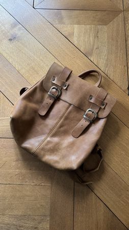 Hübscher Voll-Lederrucksack