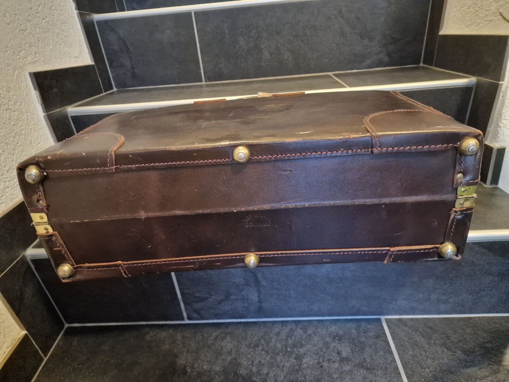 Reisekoffer: Valise vintage en cuir marron – Gebraucht aus Collonges von 2D_Collector 4