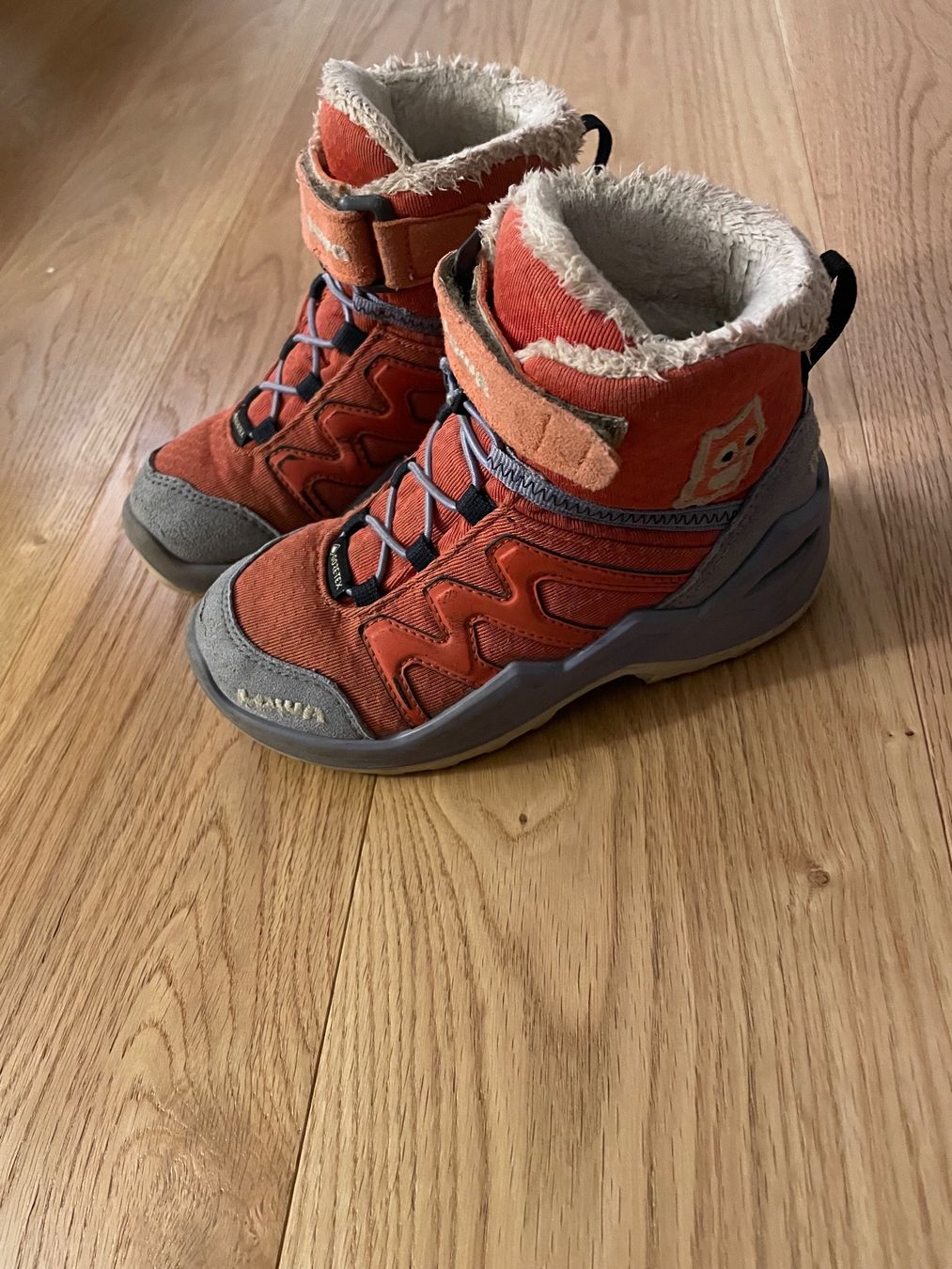 Scarpe per ragazzi: Namuk Winterschuhe Grösse 27 – Usato da Elsau venduto da Priam