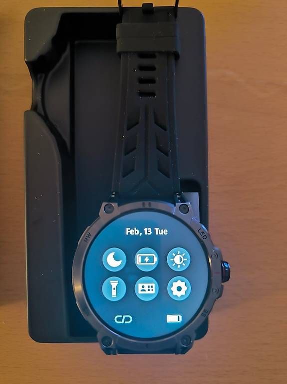 Uhren: Grosse Digitale touchscreen Activity Uhr - Bluetooth – Gebraucht aus Luzern von Michel811 1