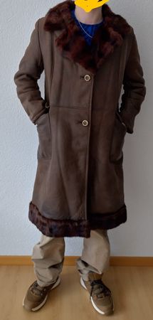 Eleganter Pelz/ Ledermantel