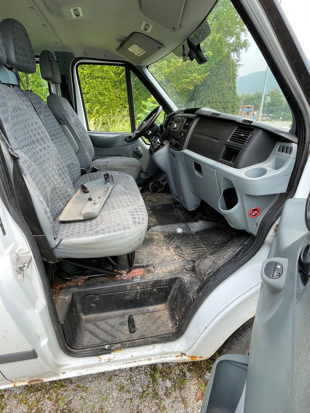 Ford Veicoli commerciali: 2 x Transit 350L 4x4 Châssis double cabine – Usato da Couvet venduto da Geiser-Automobiles 8