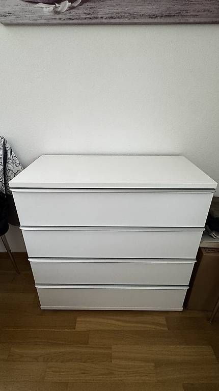 Commodes: Kommode, weiss – D'occasion à Allschwil par miirlee 1
