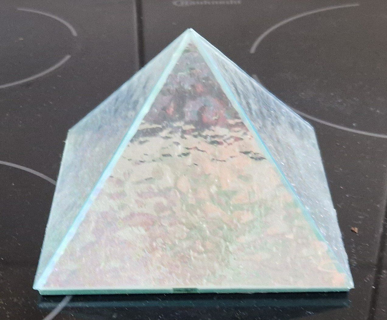 Gläser: PYRAMIDE aus Glas – Neu (gemäss Beschreibung) aus KREUZLINGEN von sma_c5fz