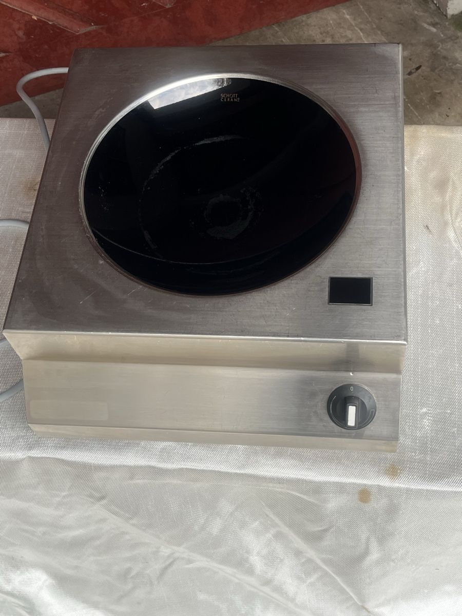 Elettrodomestici da cucina: Berner BWK5 Auftisch Induktions-Wok – Usato da Flaach venduto da Auto6011