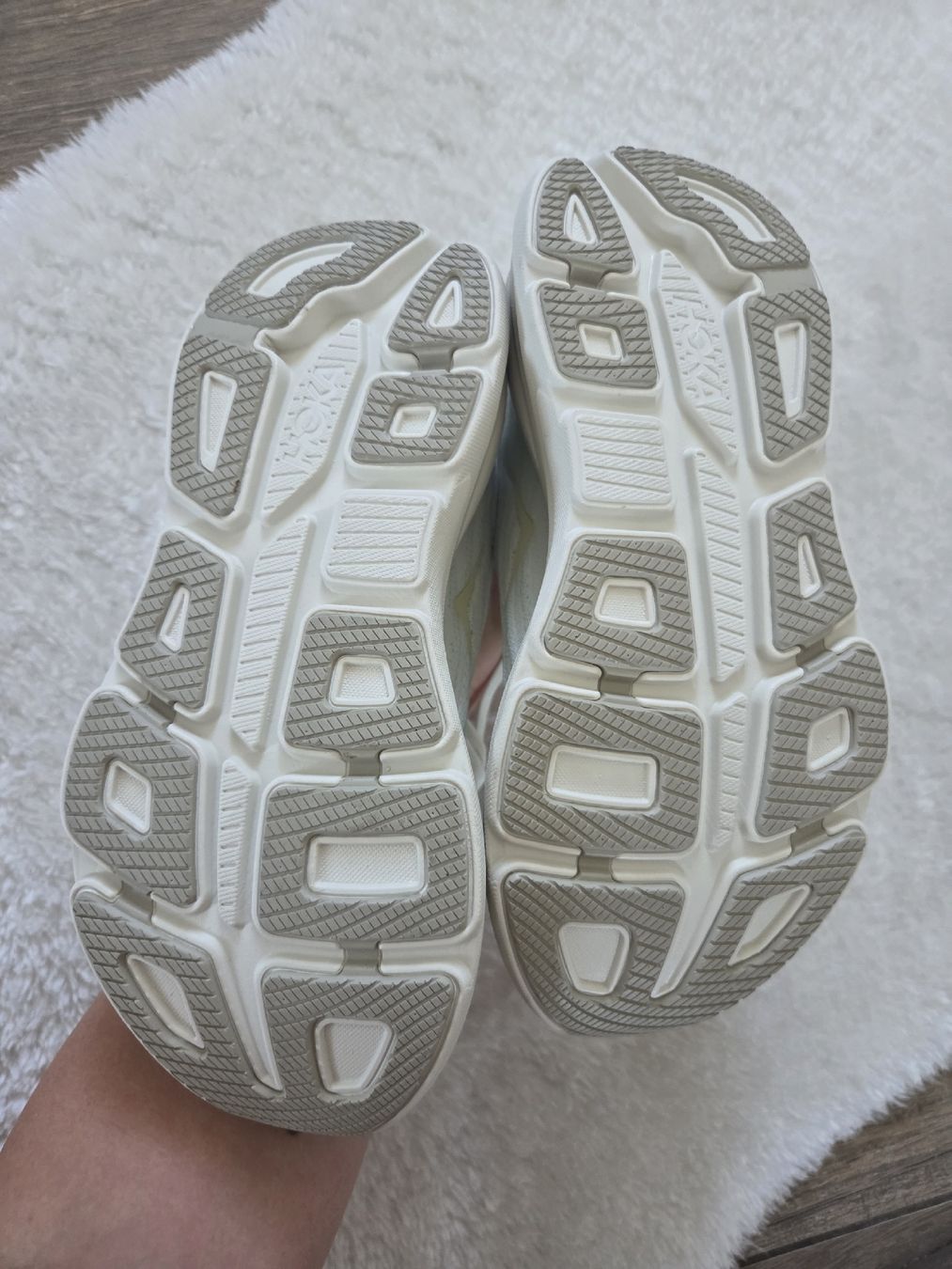 Herrenschuhe: HOKA Bondi 9 EU 38  – Gebraucht aus Frauenfeld von bea_6m8y 3