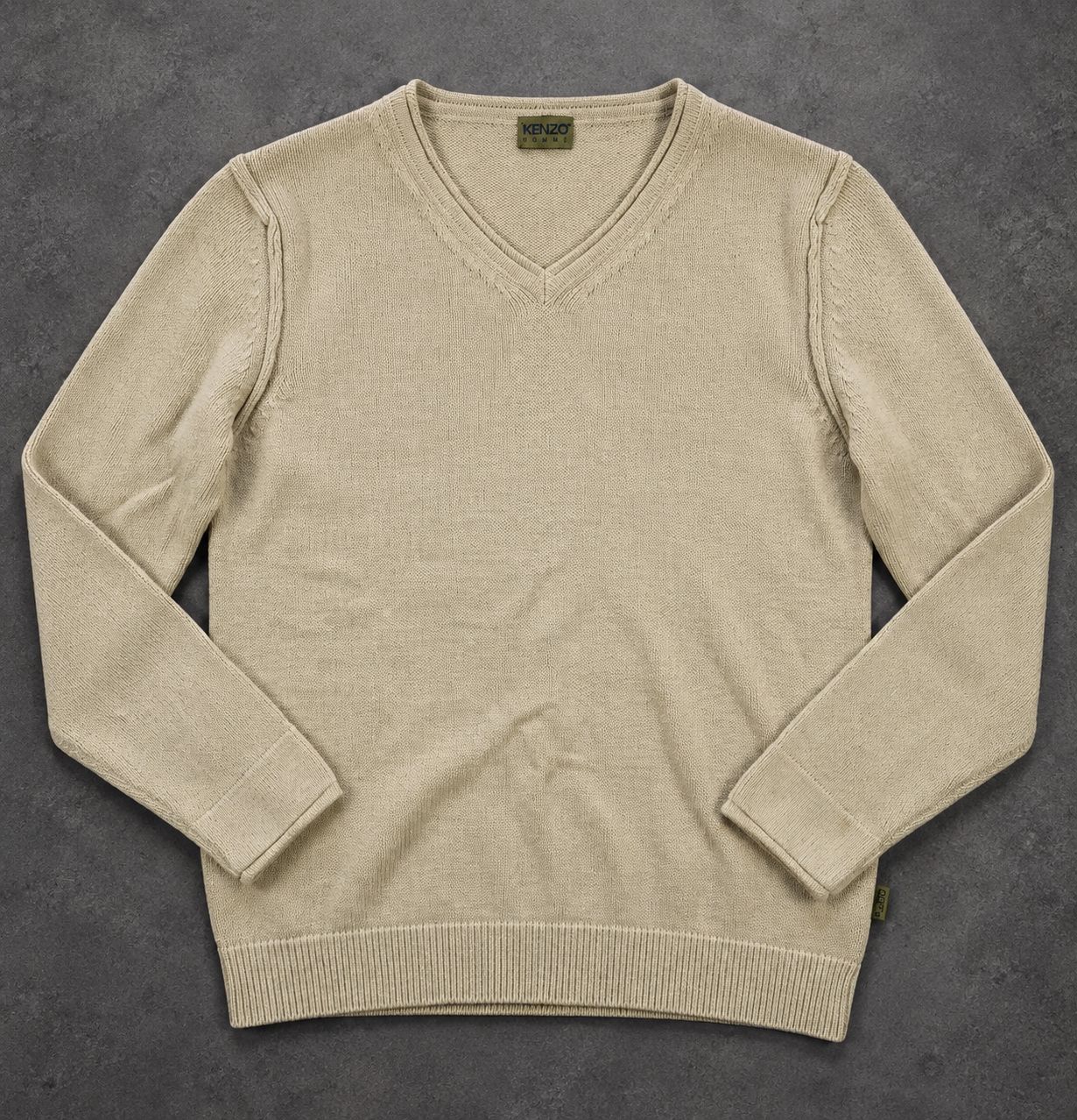 Kenzo Maglioni & Felpe: KENZO Pull Minimaliste beige taille S – Usato da Le Locle venduto da QualiteExpress