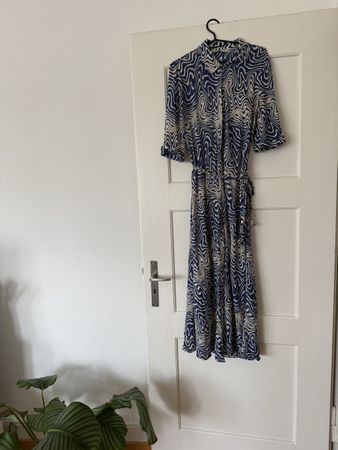 Zara Blue & White Printed Midi Shirt Dress with Belt - Size 