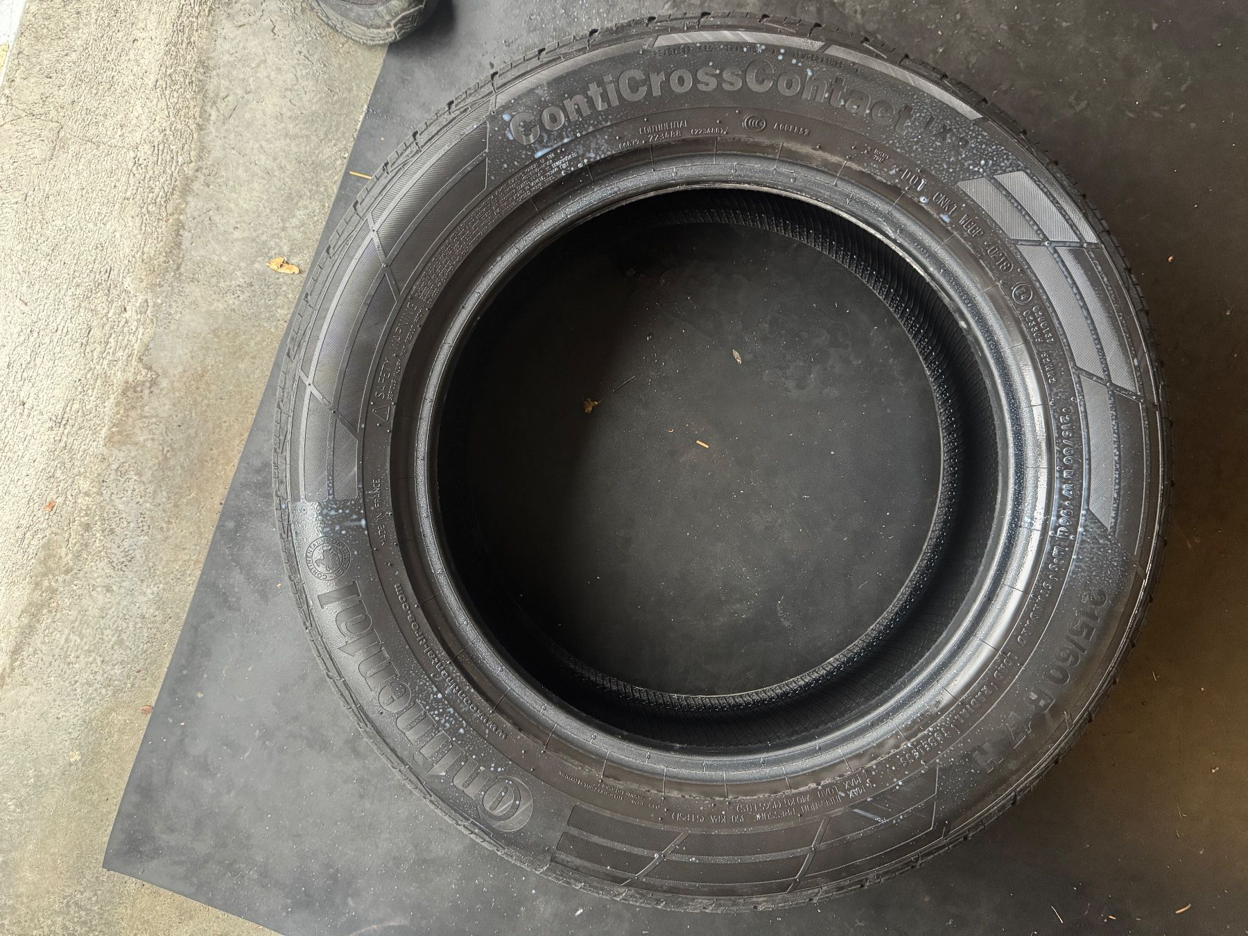 Continental Pneumatici & Ruote complete: 215/60R17 – Usato da Widen venduto da Dinero02 2