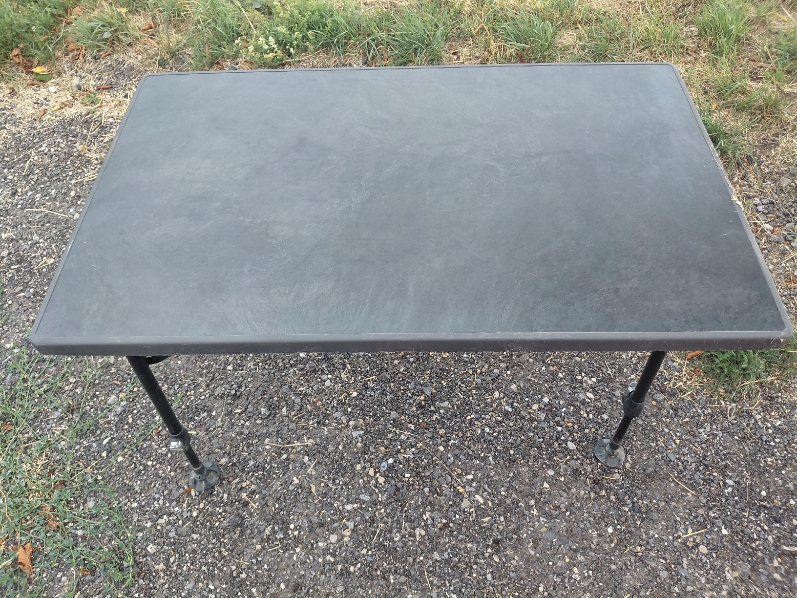Tables: Campingtisch  – D'occasion à Schüpfen par Marathon013 1
