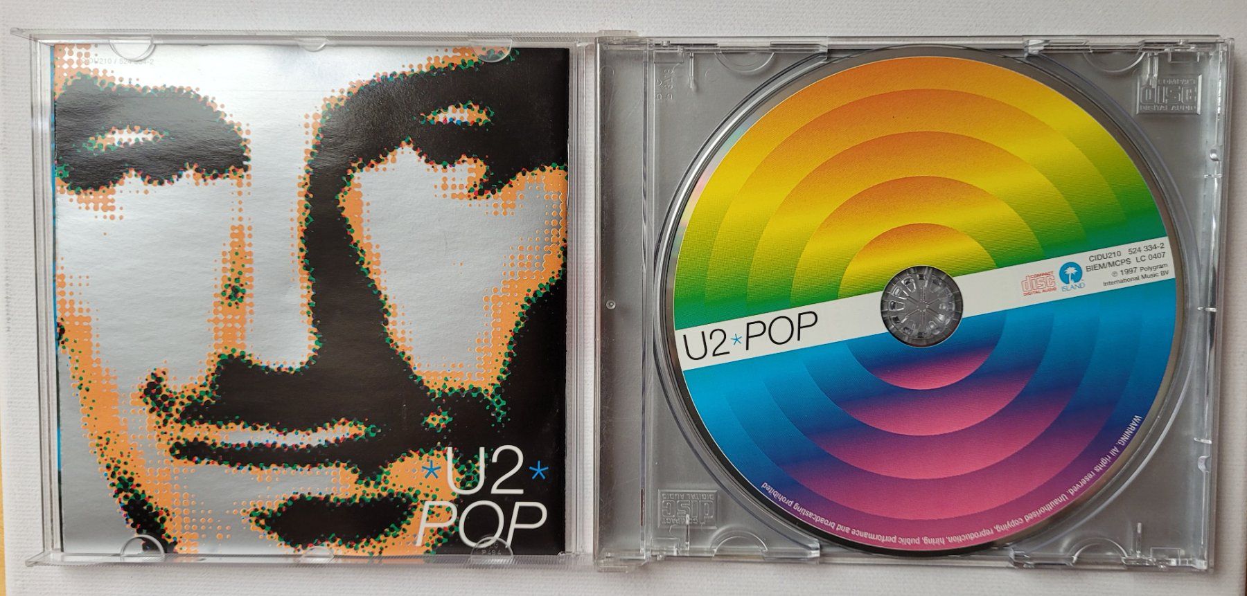 CDs: U2 – POP – D'occasion à Neftenbach par Mador6 1