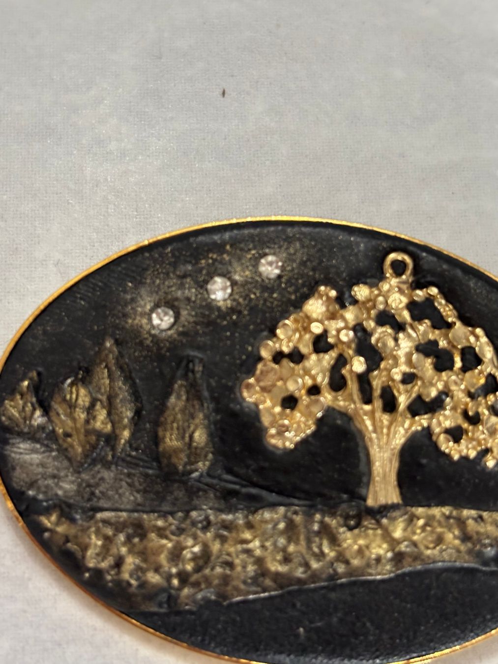 Spille & Fermagli: Vintage Brosche Baum Design, goldfarben, neuwertig! – Usato da Münchwilen AG venduto da Juean 1